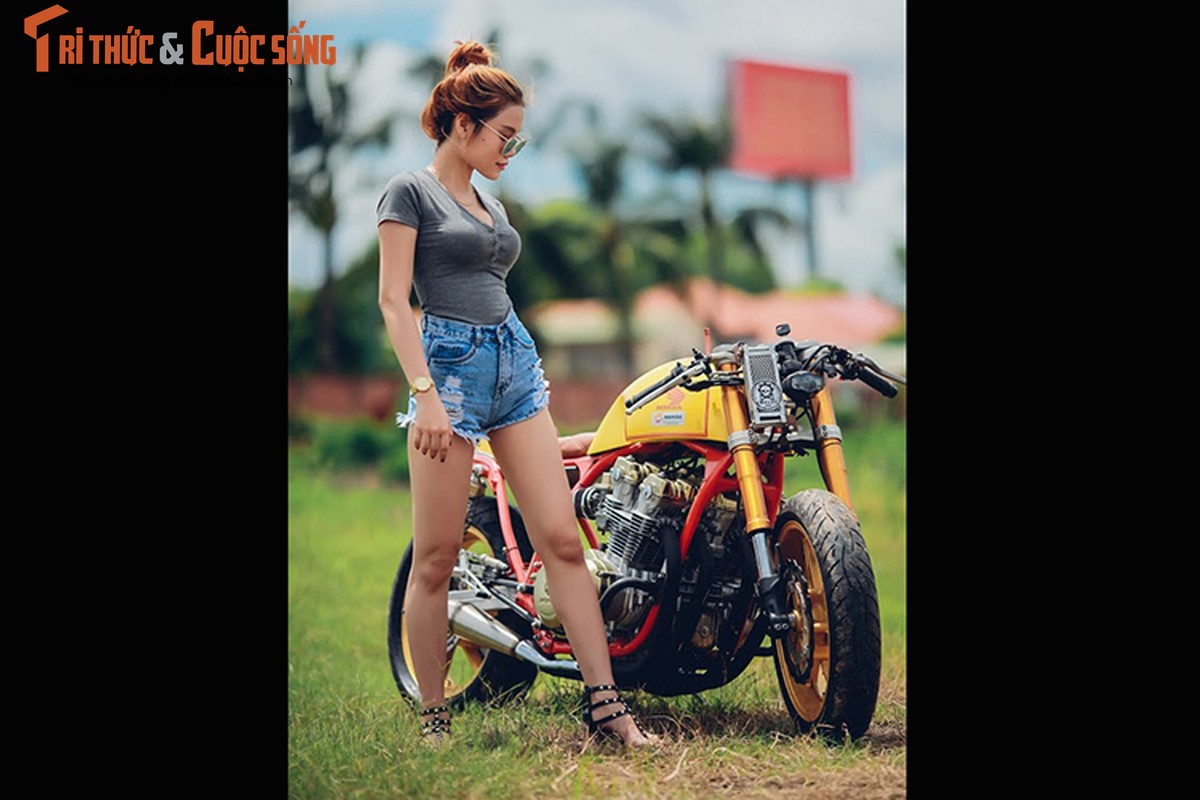 Teen Sai Gon do dang Honda CB750F cafe racer &quot;hang doc&quot;